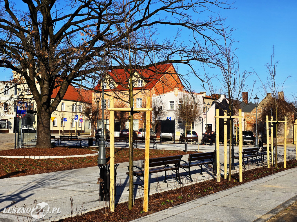 Rynek w Osiecznej po remoncie