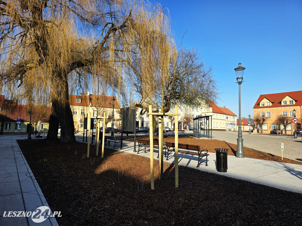 Rynek w Osiecznej po remoncie