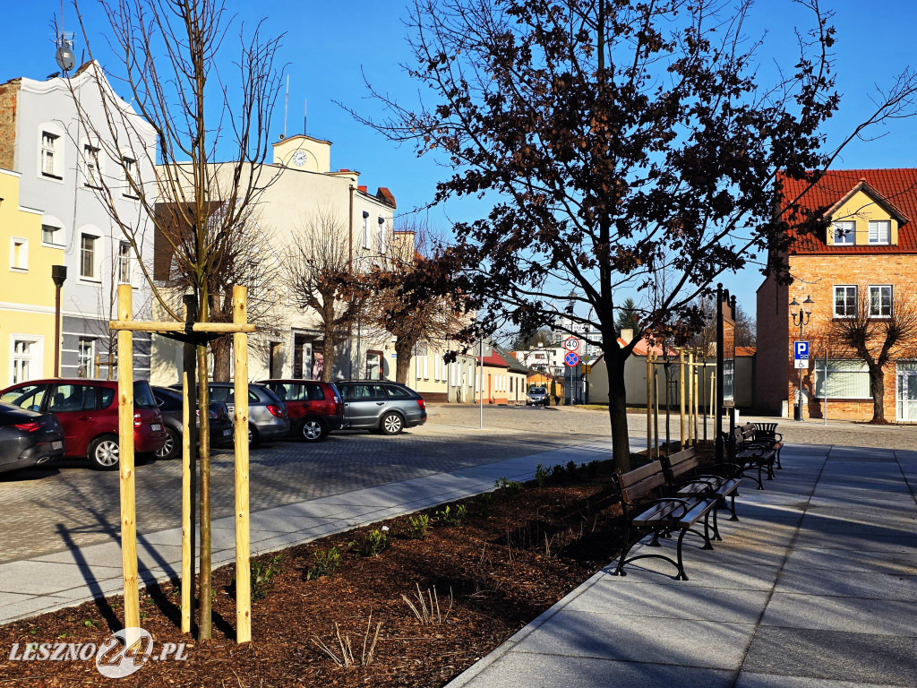 Rynek w Osiecznej po remoncie