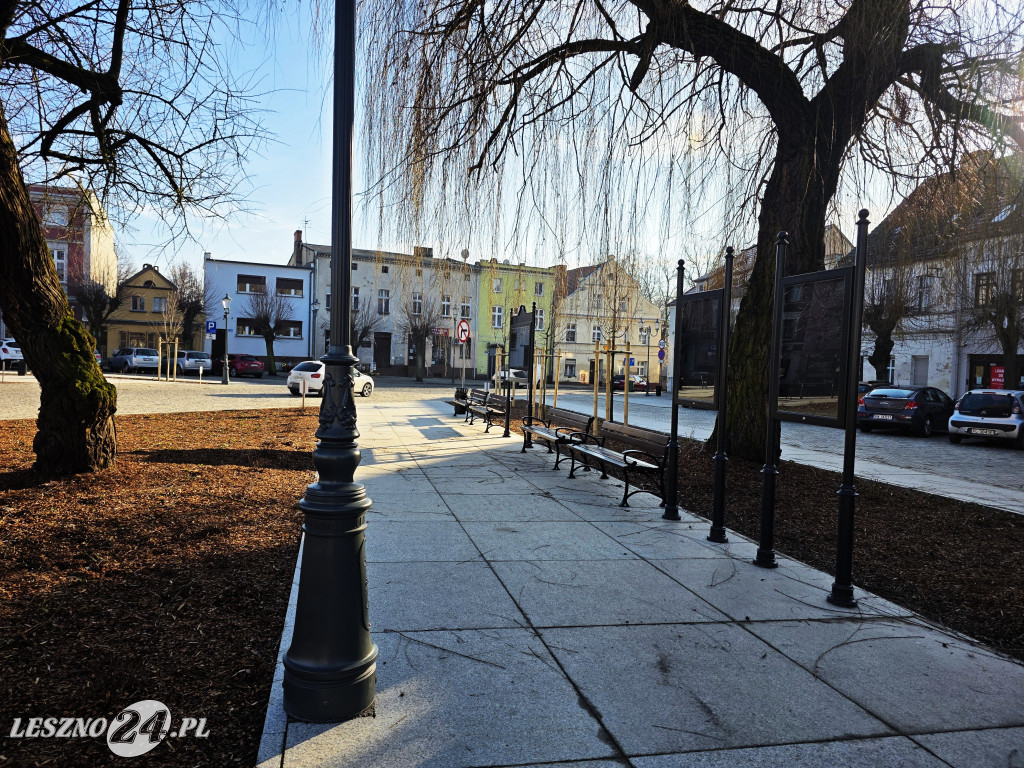 Rynek w Osiecznej po remoncie
