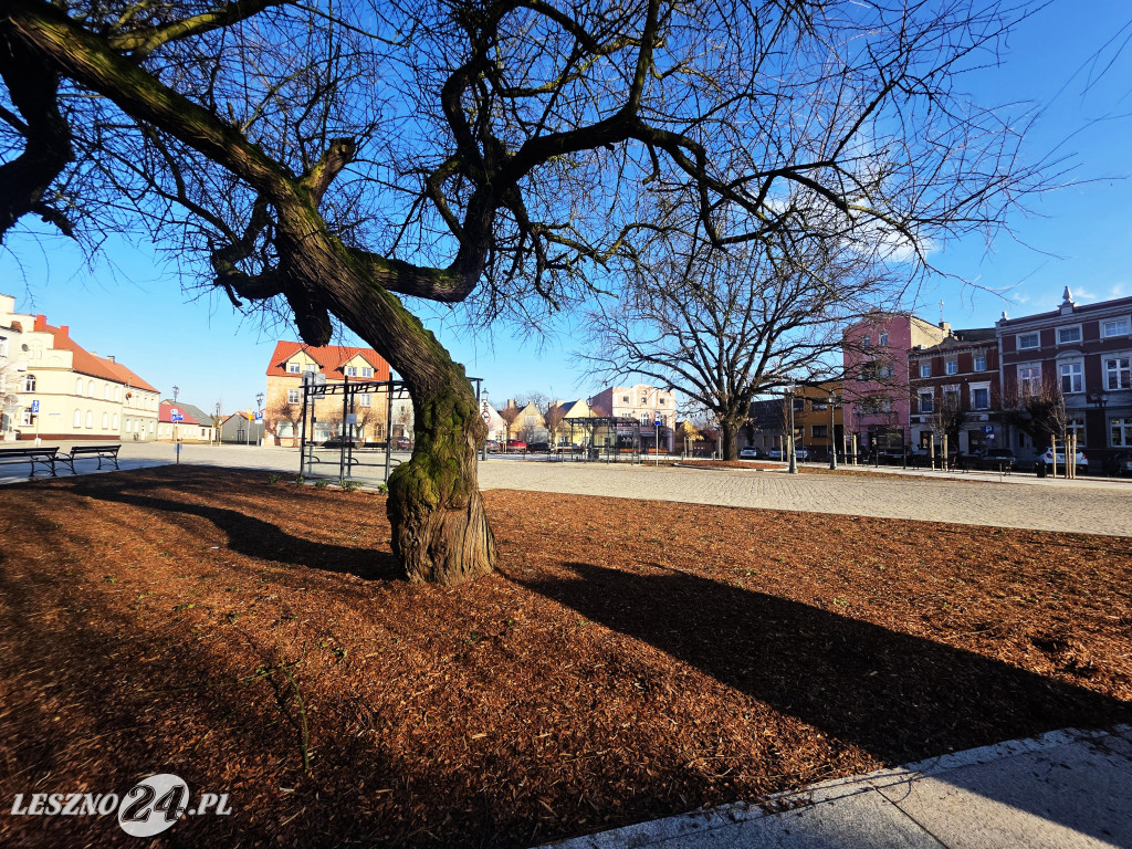 Rynek w Osiecznej po remoncie