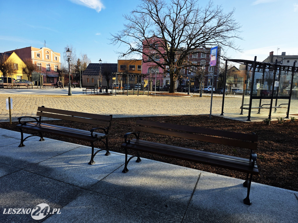 Rynek w Osiecznej po remoncie