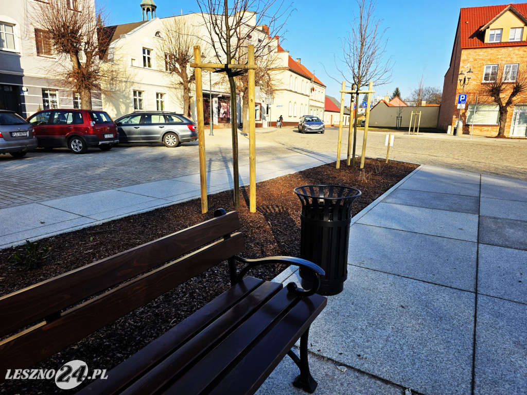 Rynek w Osiecznej po remoncie