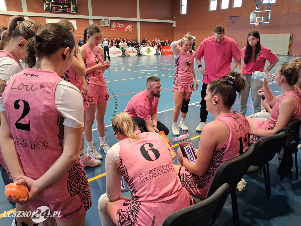 Przegrany mecz koszykarek Lou Tęczy Leszno