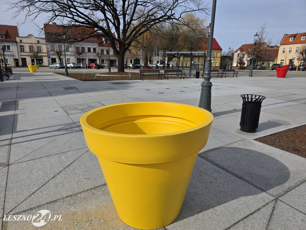 Rynek w Osiecznej po remoncie