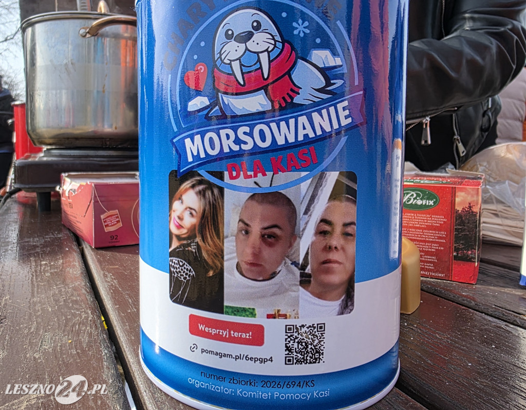 Morsowanie dla Kasi w jeziorze w Osiecznej