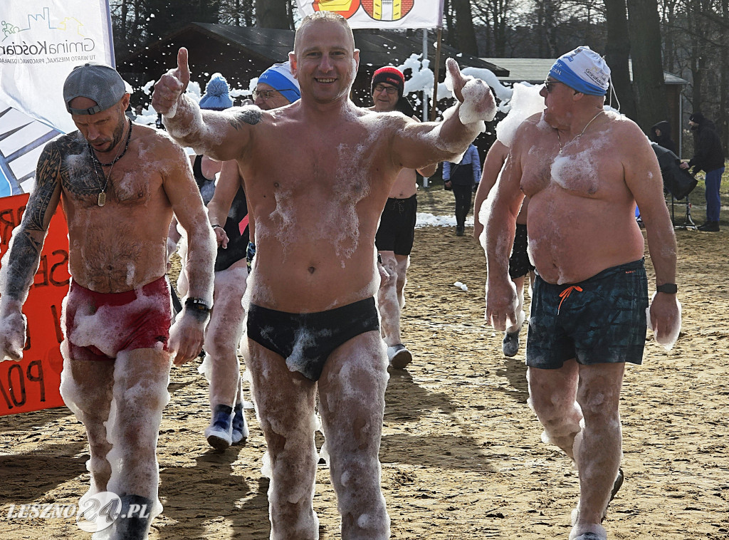 Morsowanie dla Kasi w jeziorze w Osiecznej