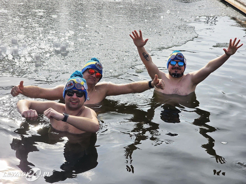 Morsowanie dla Kasi w jeziorze w Osiecznej