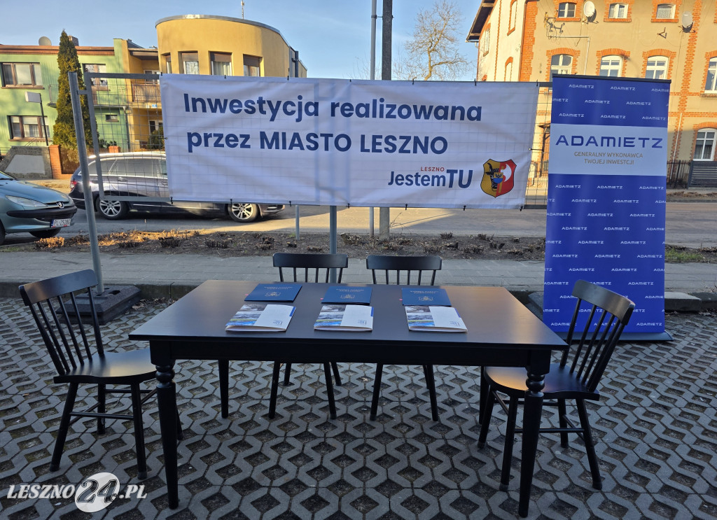 Podpisanie umowy na remont ulicy Święciechowskej