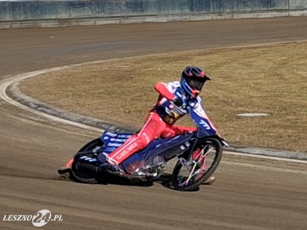 Pierwszy trening żużlowców Fogo Unii na Smoczyku