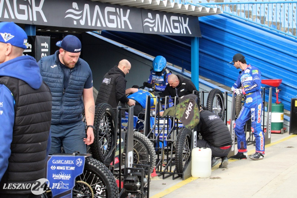 Pierwszy trening żużlowców Fogo Unii na Smoczyku