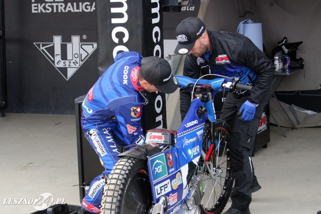 Pierwszy trening żużlowców Fogo Unii na Smoczyku