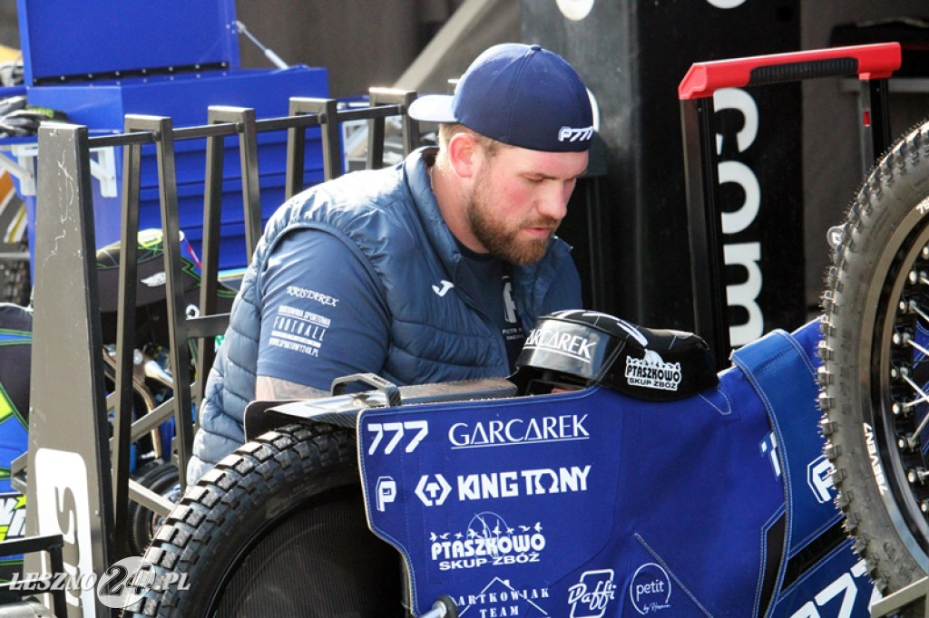 Pierwszy trening żużlowców Fogo Unii na Smoczyku