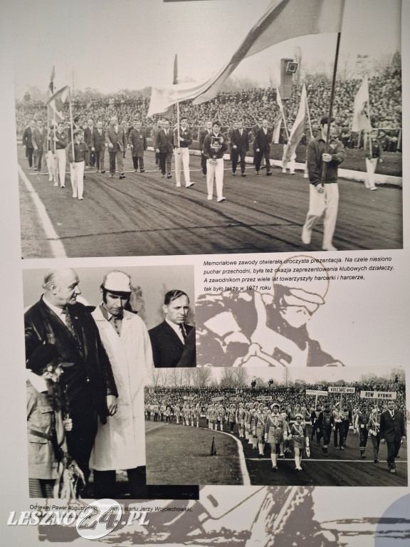 Żużlowa wystawa w Miejskiej Bibliotece Publicznej