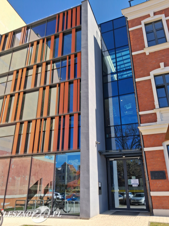 Żużlowa wystawa w Miejskiej Bibliotece Publicznej