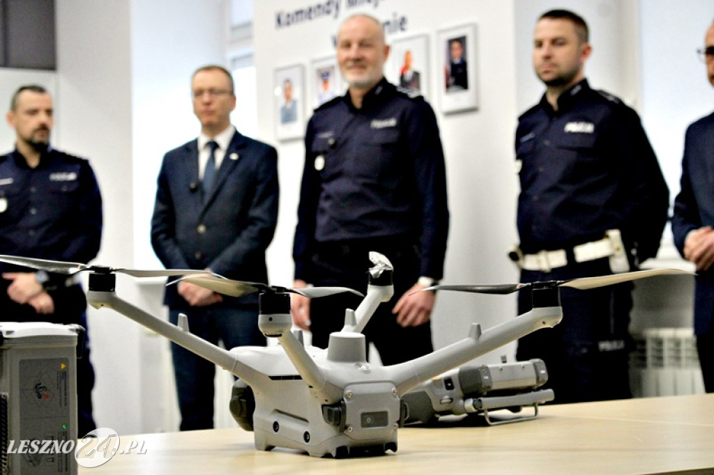 To mercedes wśród dronów