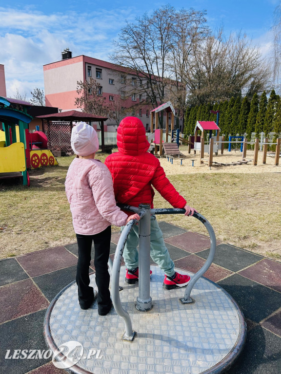 Kolorowy Świat – edukacja od żłobka do szkoły