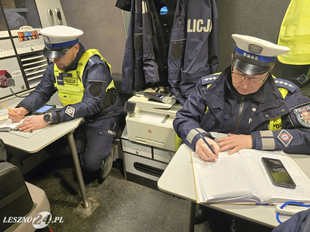 Kontrolowali taksówkarzy na aplikację