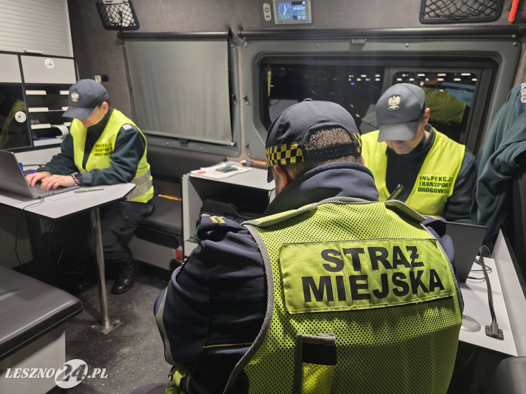 Kontrolowali taksówkarzy na aplikację