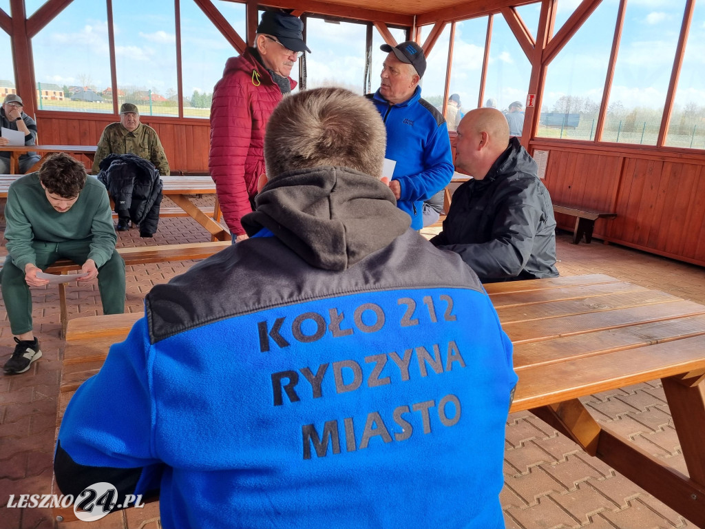 Wędkarze uporządkowali teren zbiornika Rydzyna