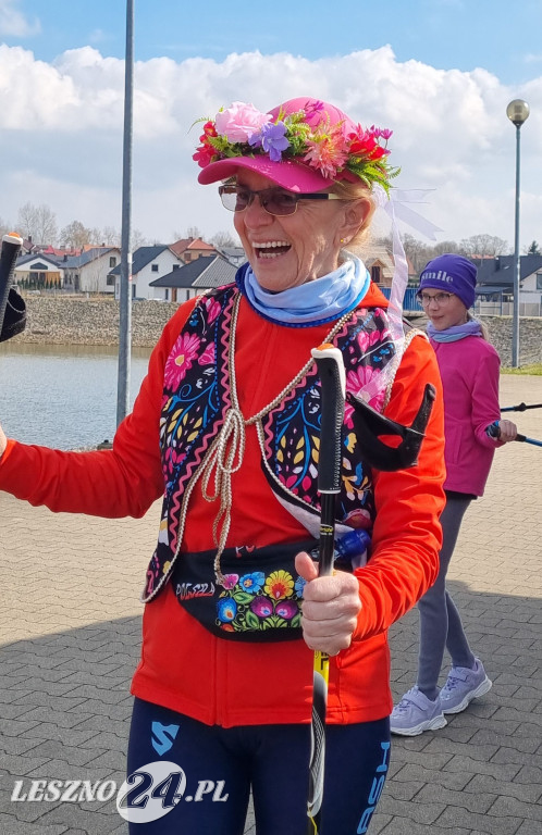 UTW w Rydzynie - marsz z kijkami