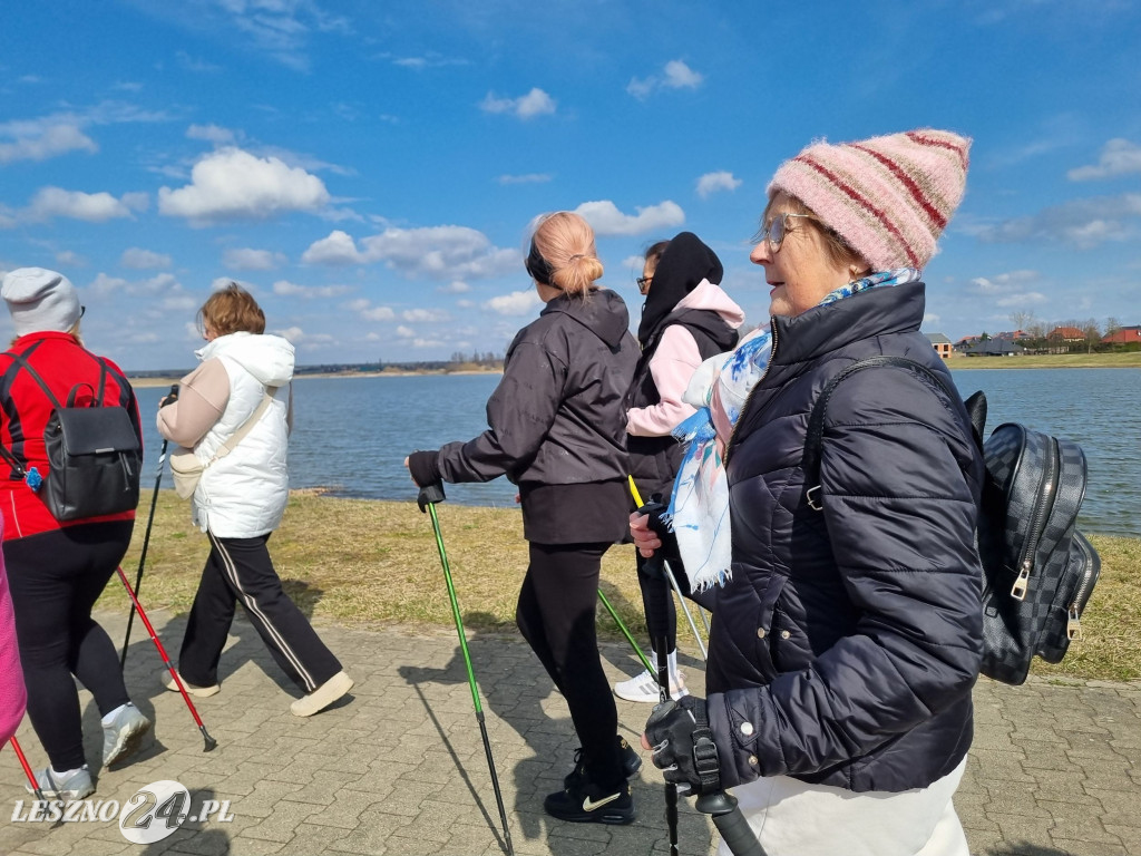 UTW w Rydzynie - marsz z kijkami