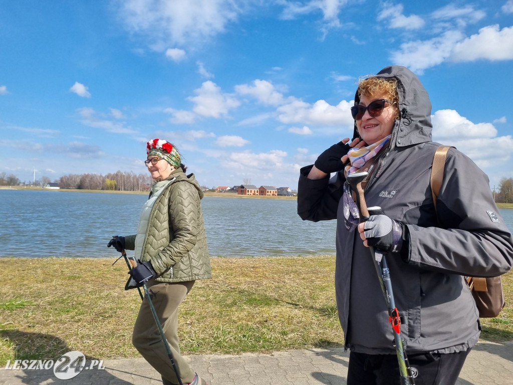 UTW w Rydzynie - marsz z kijkami