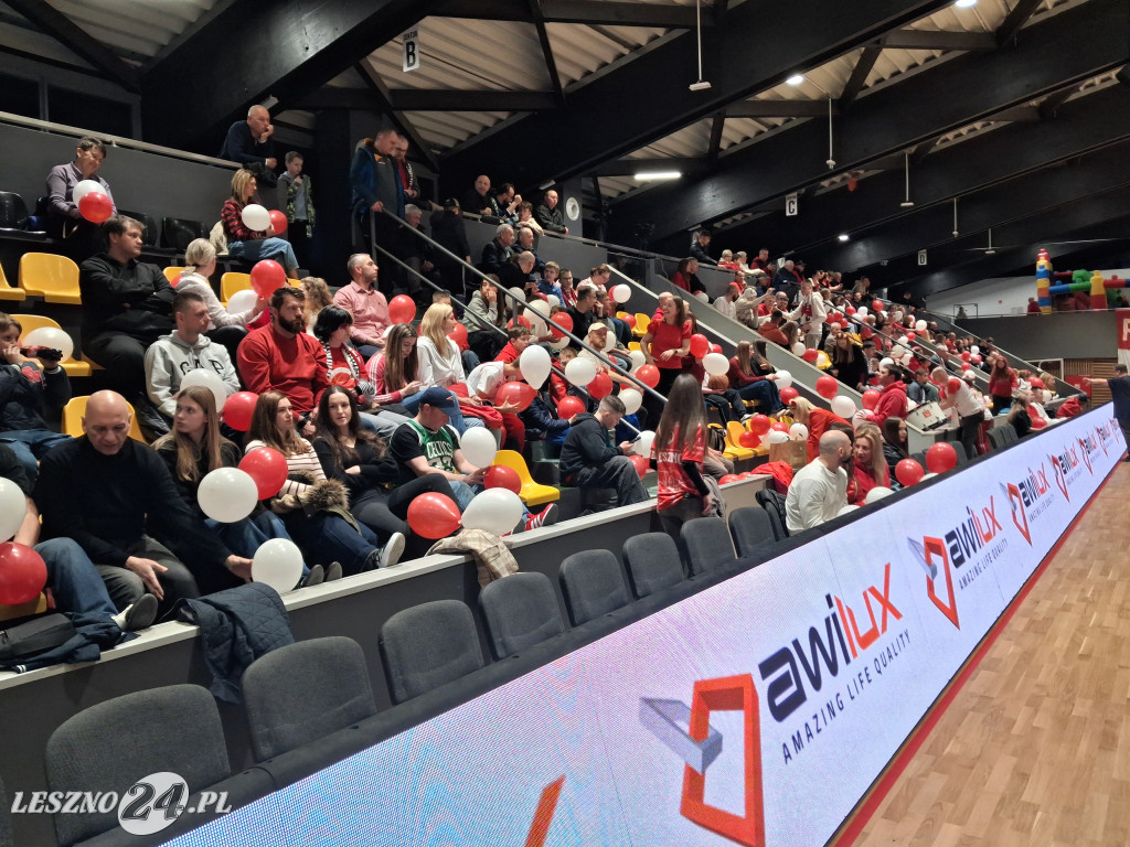 Koszykarze Novimex Polonii grali z Opolem