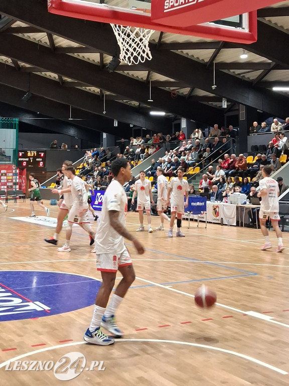 Koszykarze Novimex Polonii grali z Opolem
