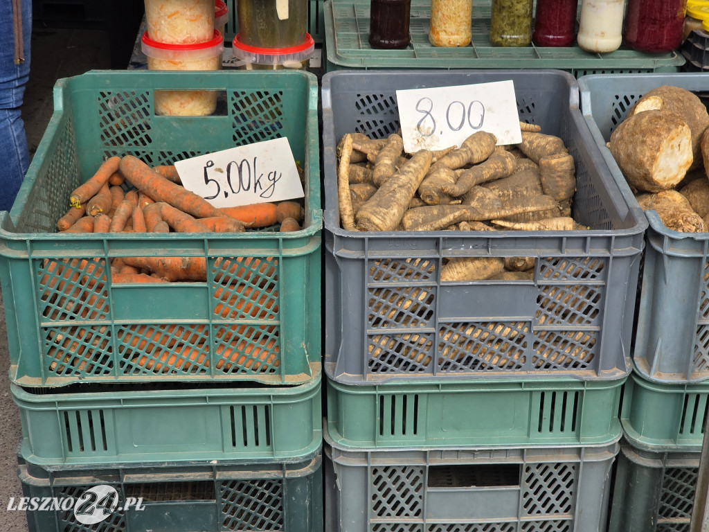 Targowisko Holenderska w Lesznie