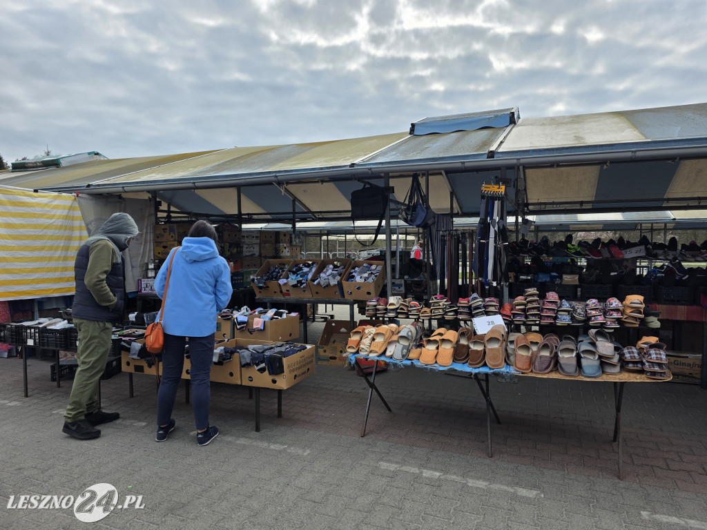 Targowisko Holenderska w Lesznie