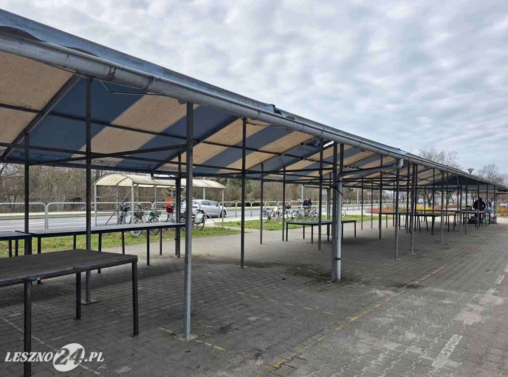 Targowisko Holenderska w Lesznie