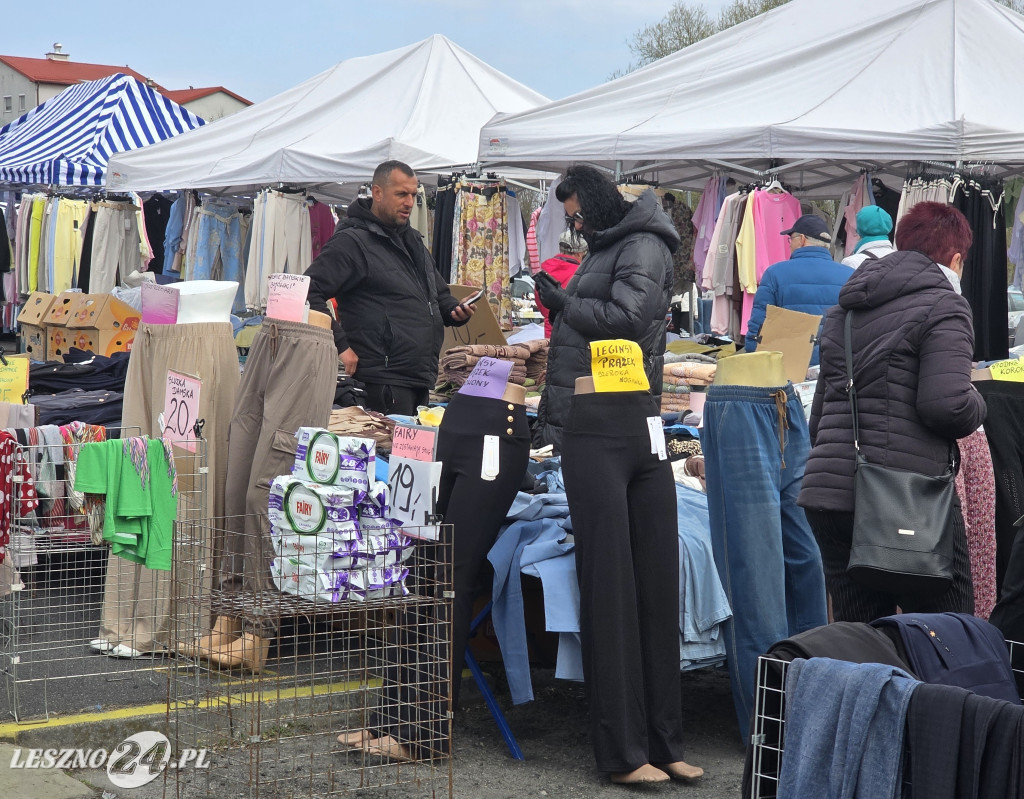 Targowisko Holenderska w Lesznie