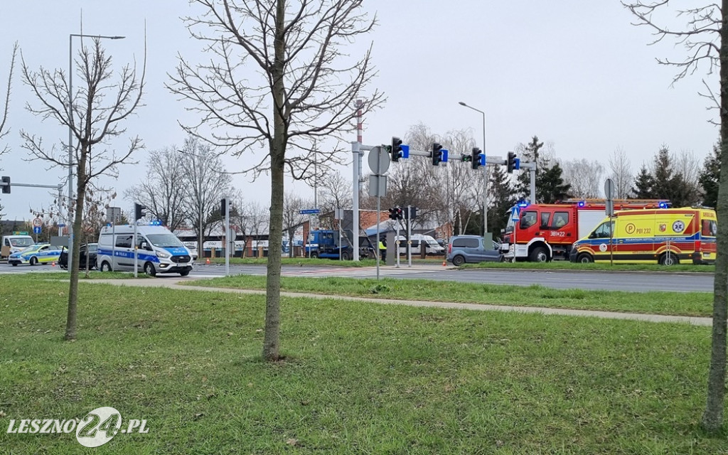 Zderzenie na al. Konstytucji 3 Maja z ul. 55 Pułku Piechoty