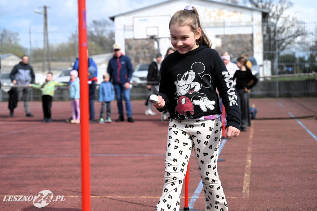 W Garzynie szukano zajączków