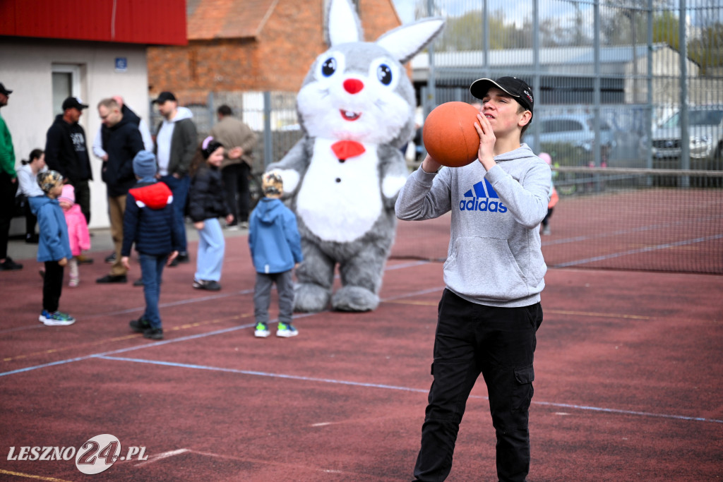 W Garzynie szukano zajączków