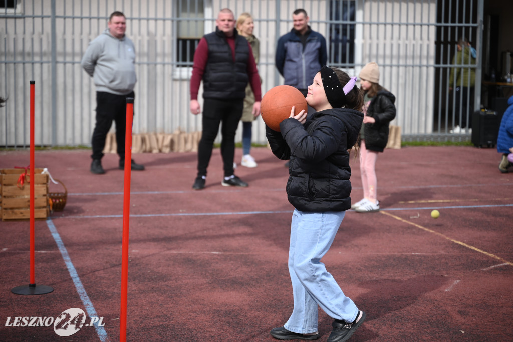 W Garzynie szukano zajączków
