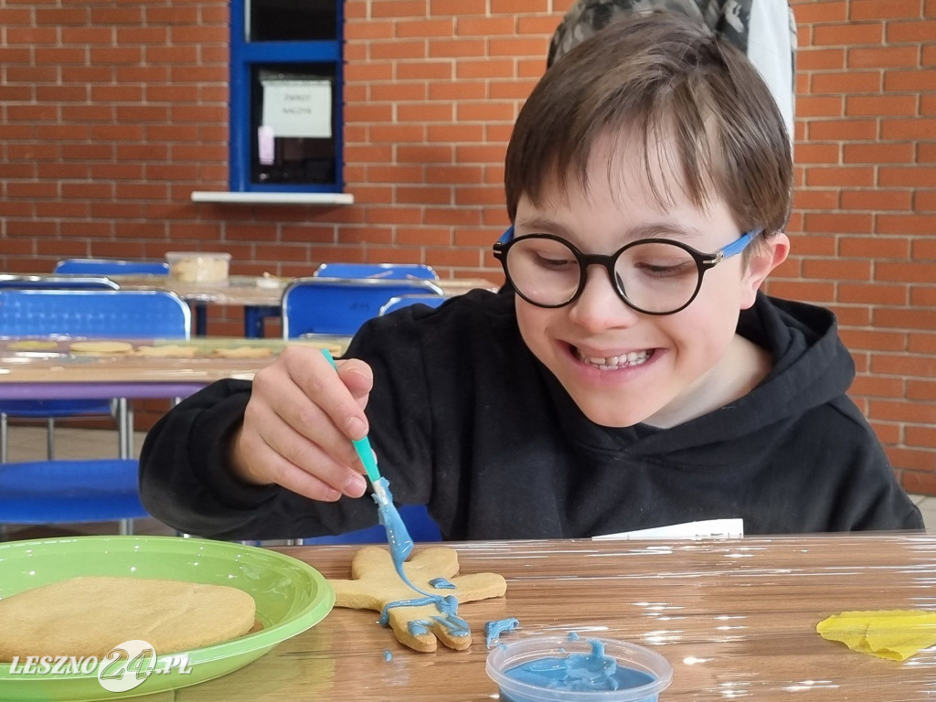 Spotkanie z Zajączkiem Stowarzyszenia Dzieciom Niepełnosprawnym