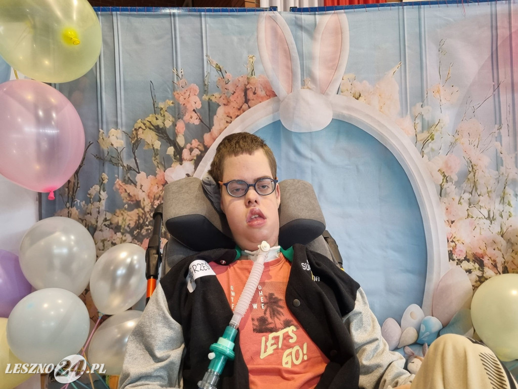 Spotkanie z Zajączkiem Stowarzyszenia Dzieciom Niepełnosprawnym