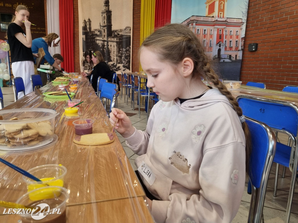 Spotkanie z Zajączkiem Stowarzyszenia Dzieciom Niepełnosprawnym