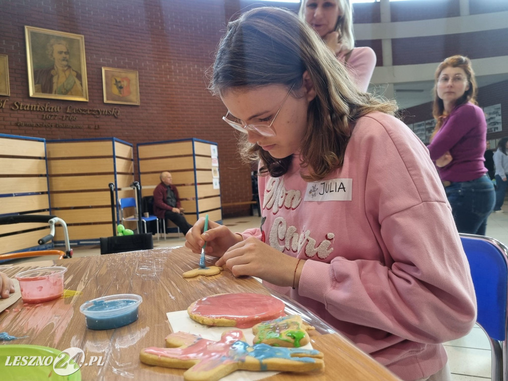 Spotkanie z Zajączkiem Stowarzyszenia Dzieciom Niepełnosprawnym