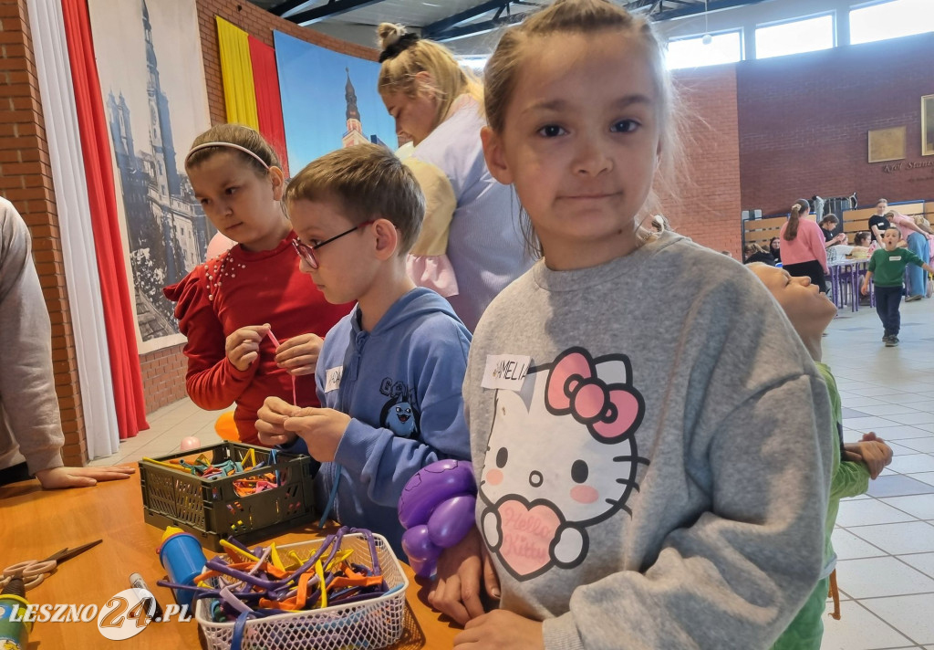 Spotkanie z Zajączkiem Stowarzyszenia Dzieciom Niepełnosprawnym