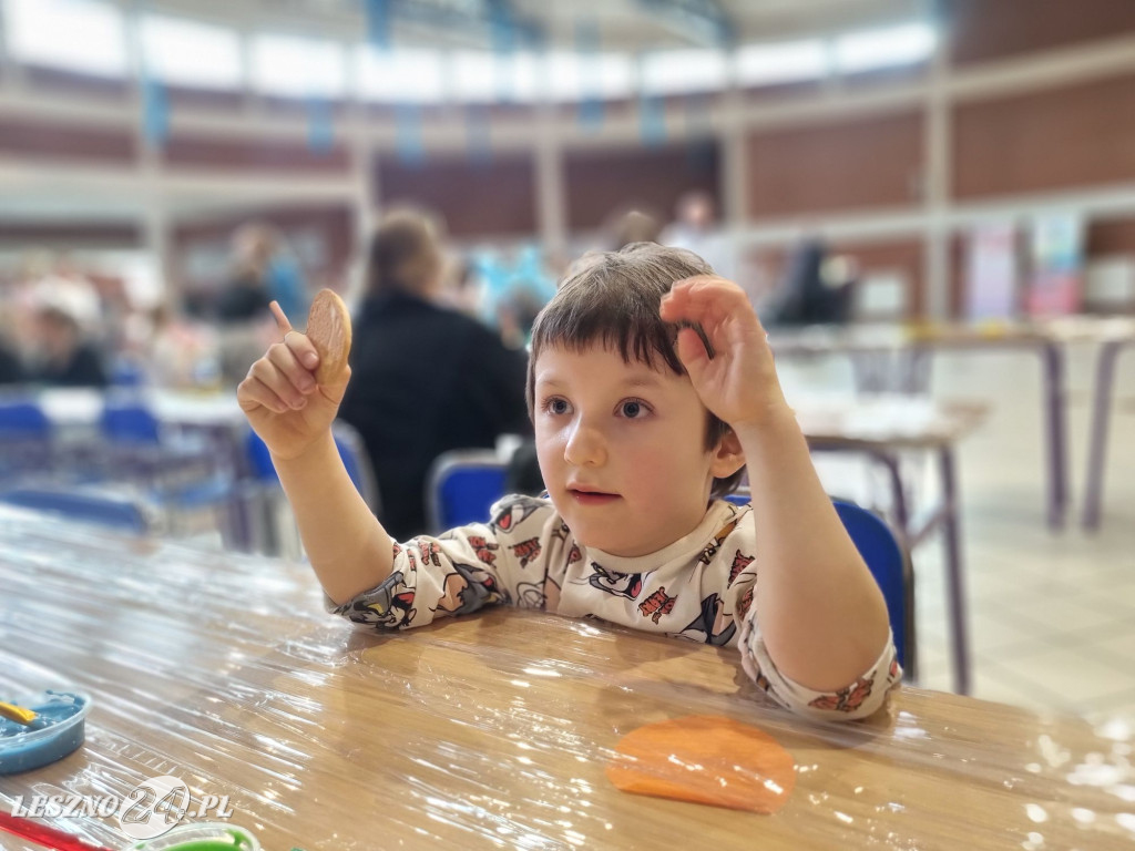 Spotkanie z Zajączkiem Stowarzyszenia Dzieciom Niepełnosprawnym