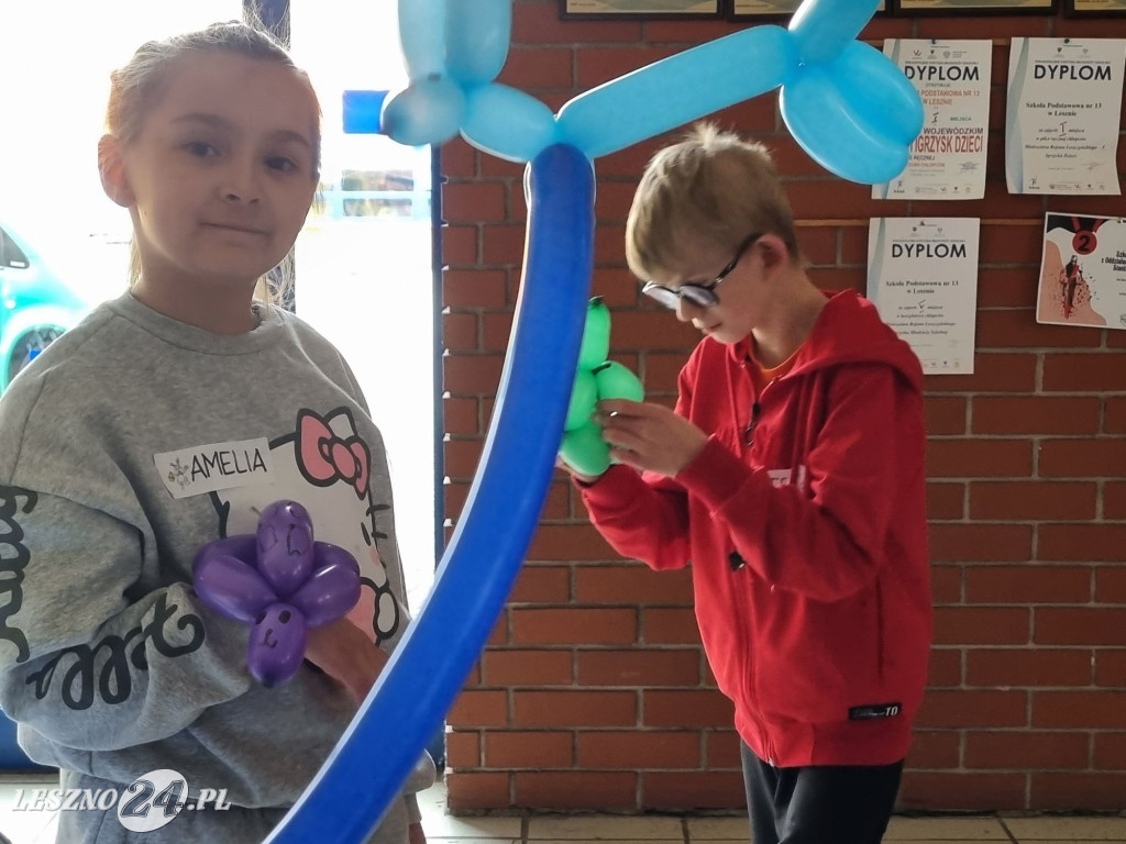 Spotkanie z Zajączkiem Stowarzyszenia Dzieciom Niepełnosprawnym