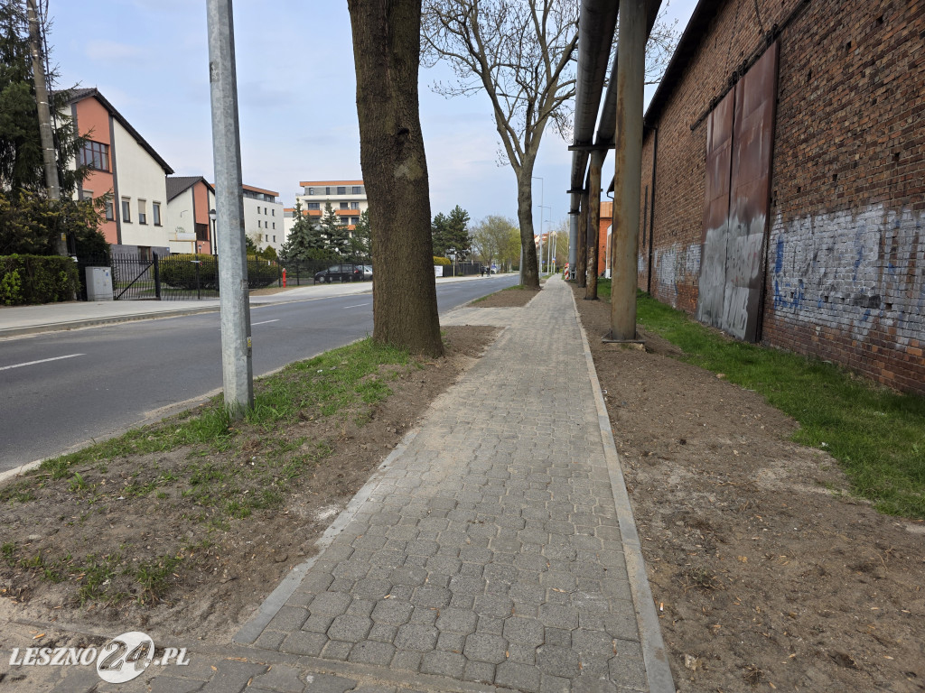 Nowa ścieżka pieszo-rowerowa w Lesznie