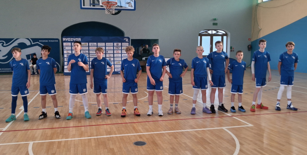 Koszykarskie emocje w Rydzynie