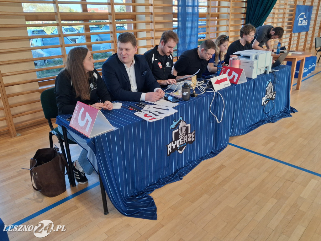 Koszykarskie emocje w Rydzynie