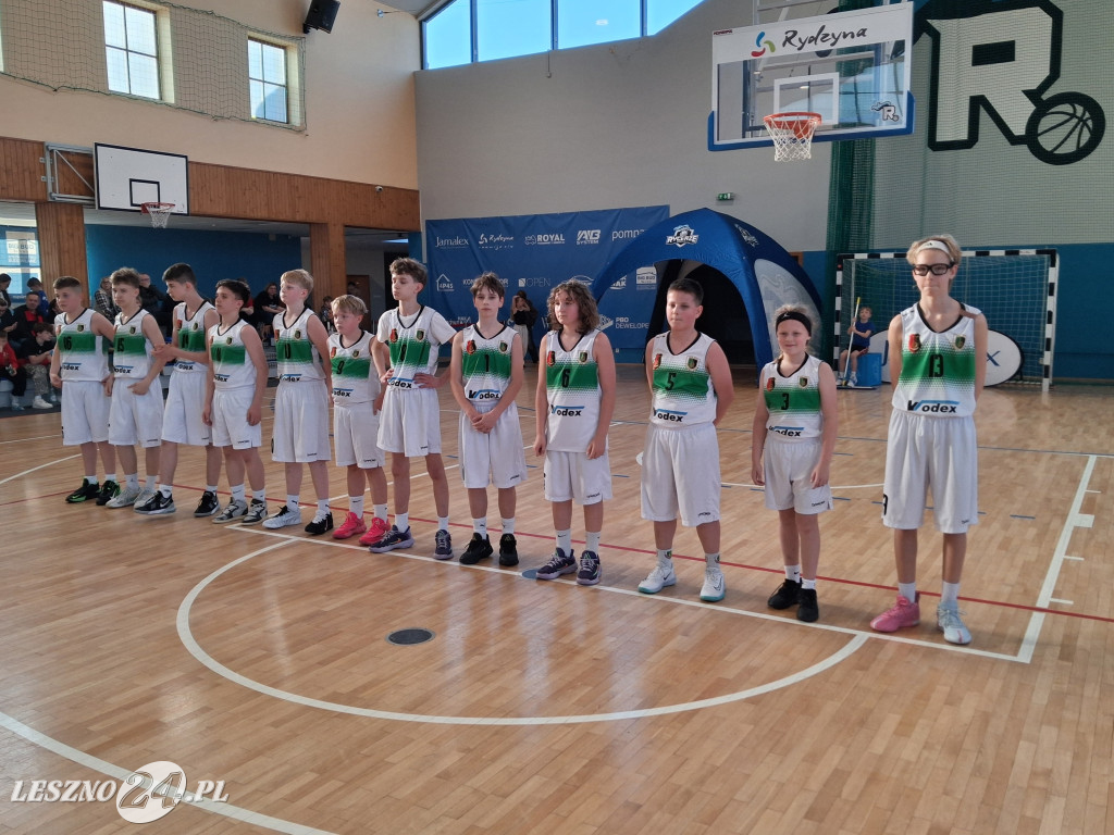 Koszykarskie emocje w Rydzynie