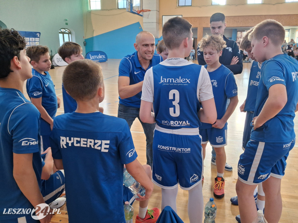 Koszykarskie emocje w Rydzynie