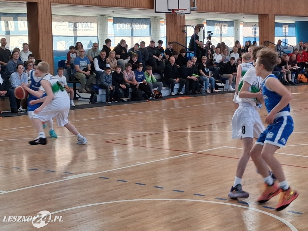 Koszykarskie emocje w Rydzynie